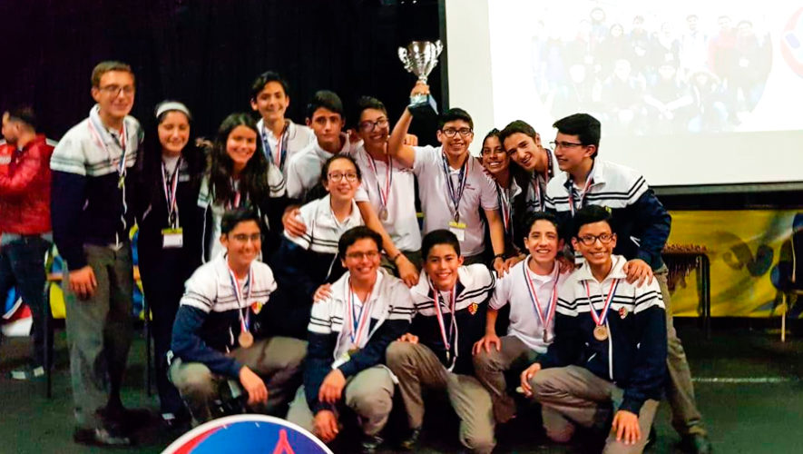 Estudiantes guatemaltecos ganaron el Big Brain Challenge en el World English Experience 2019
