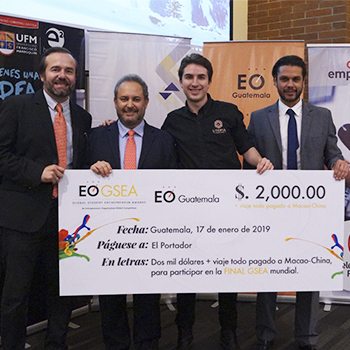 Guatemalteco ganó el segundo lugar