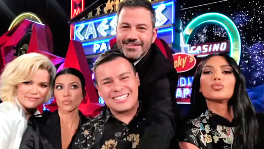 Las hermanas Kardashian se toman una selfie con guatemalteco