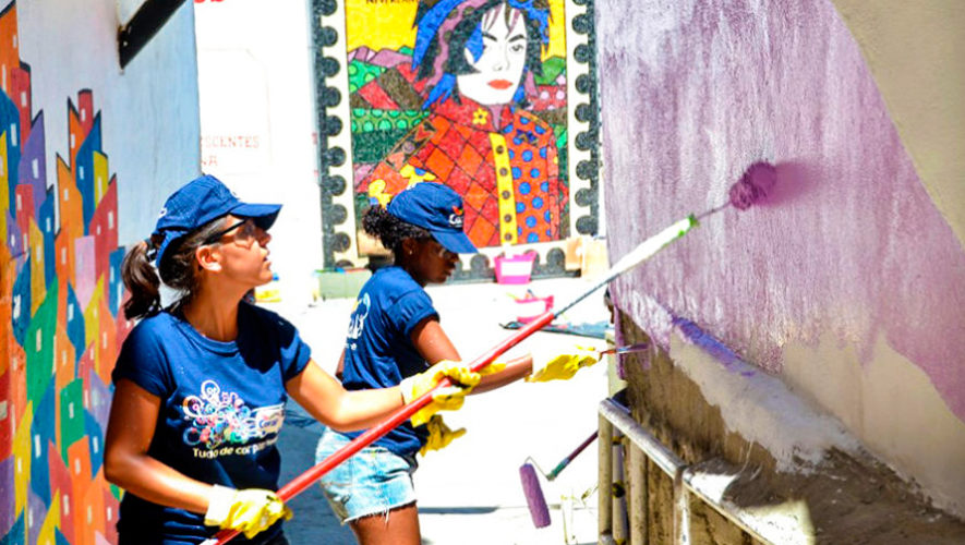 Buscan voluntarios para pintar las paredes de una avenida de la Ciudad de Guatemala 2019