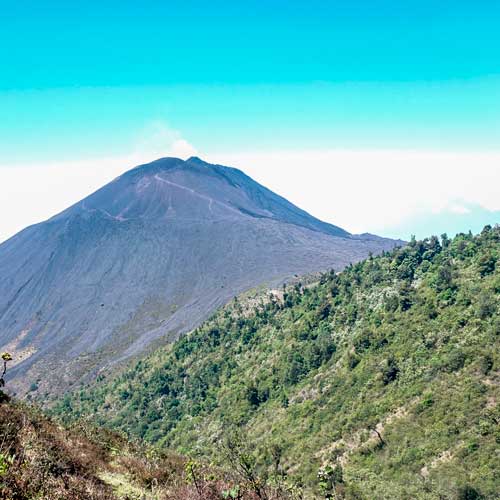 Viaje para escalar las 5 cumbres del volcán Pacaya | Mayo 2019