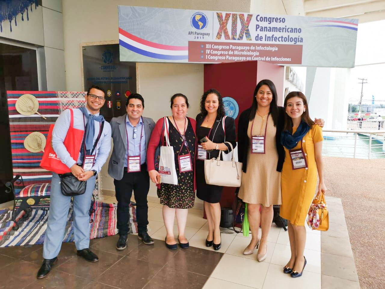 Clara Esquivel ganó medalla por ser la mejor investigadora joven