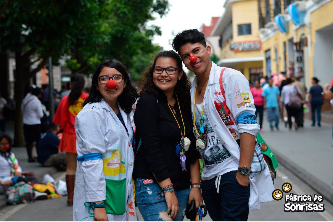 Convocatoria de voluntarios 2019 para Fábrica de Sonrisas