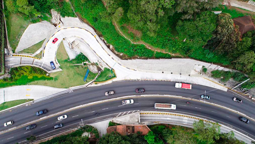 Inauguran paso a desnivel en el kilómetro 9.5 de Carretera a El Salvador