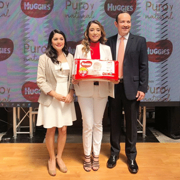 Huggies Natural Care Cuidado Puro y Natural para proteger la piel de los bebes