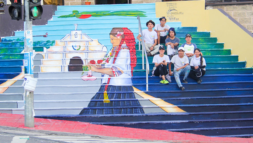 Artistas guatemaltecos realizaron coloridos murales en Alta Verapaz