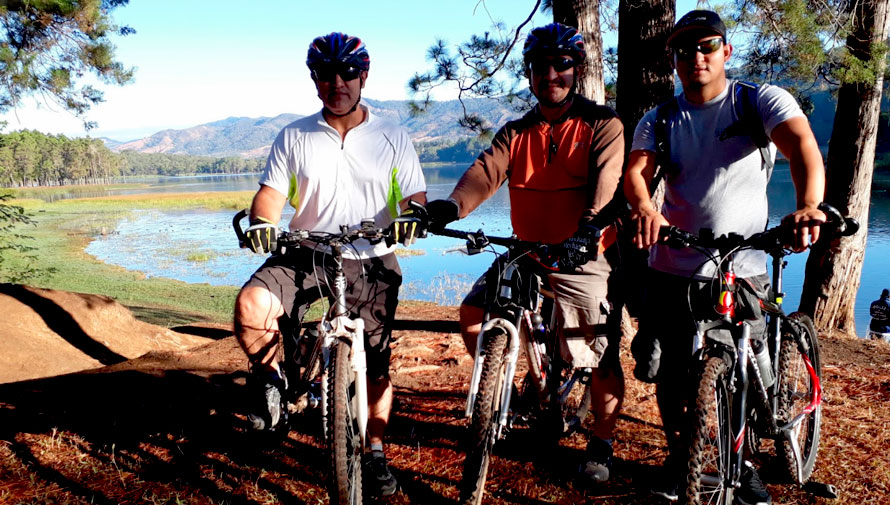 Viaje y tour en bicicleta por la Laguna El Pino