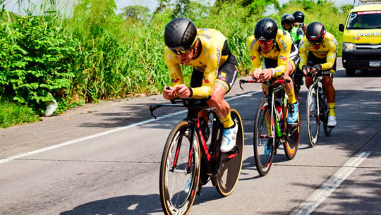 Decorabaños ganó por tercera vez el Campeonato Nacional de Contrarreloj por Equipos 2019