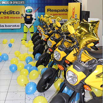 Tecno Facil premió a diez guatemaltecos con motos Honda Navi 2019