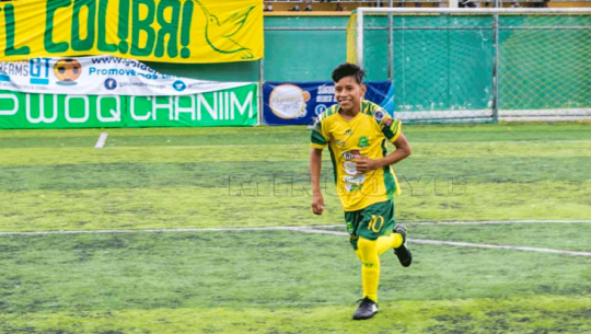 Pedro Sipac, el joven de 15 años que debutó con San Pedro FC en la Liga Nacional