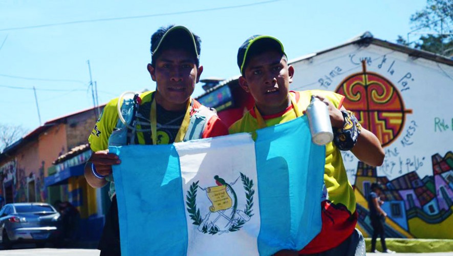 hermanos carrera de montaña