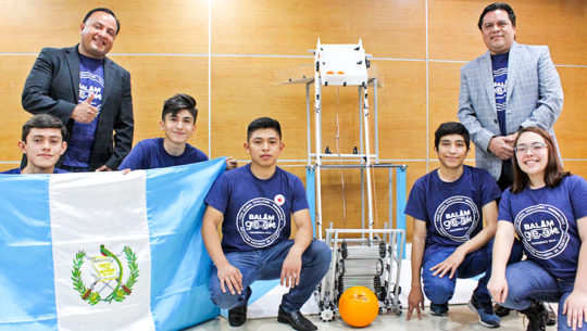Guatemaltecos participarán en Olimpiadas de Robótica 2019 en Dubái y México