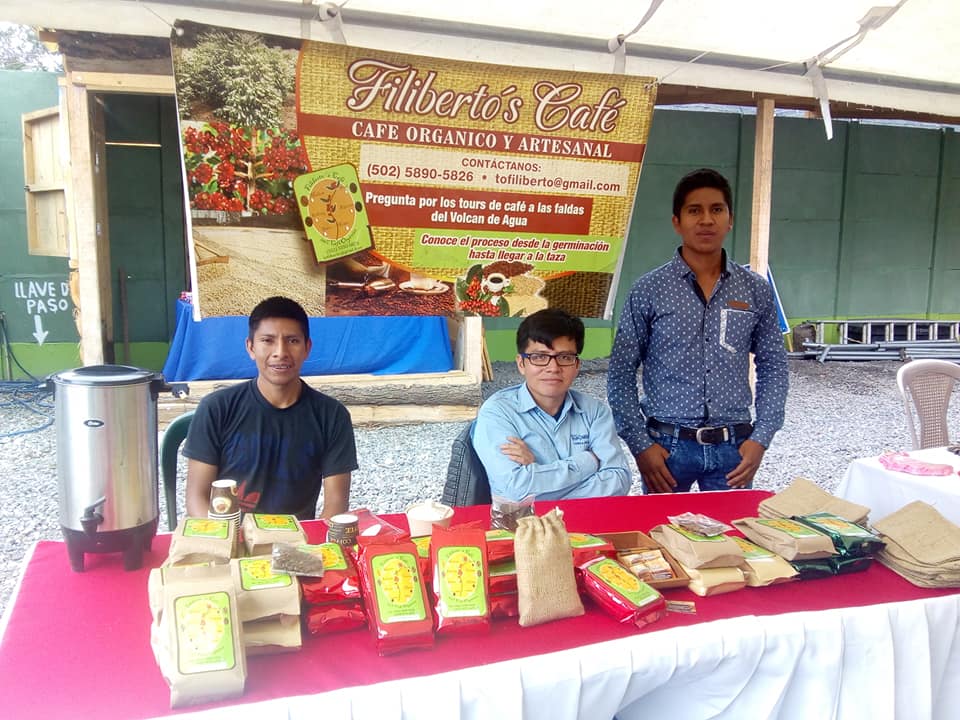red para conectar a más de 300 emprendedores guatemaltecos