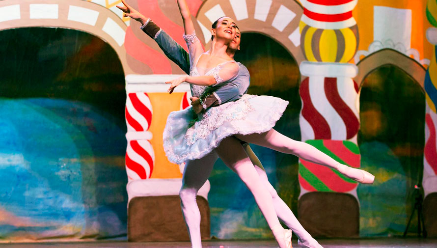 El Cascanueces, por el Ballet de El Salvador en Guatemala
