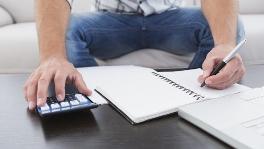 Consejos de cómo poder organizar los gastos para Navidad y fin de año