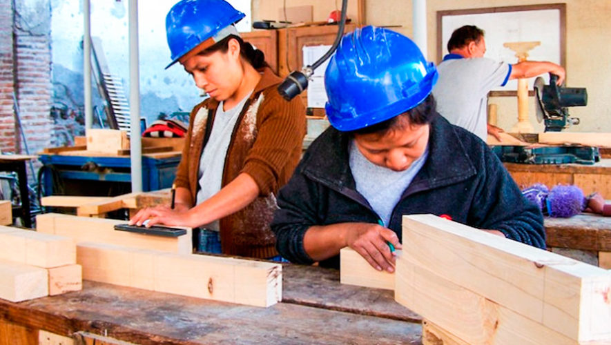 Cursos técnicos gratuitos en la Escuela Taller Municipal para el 2020