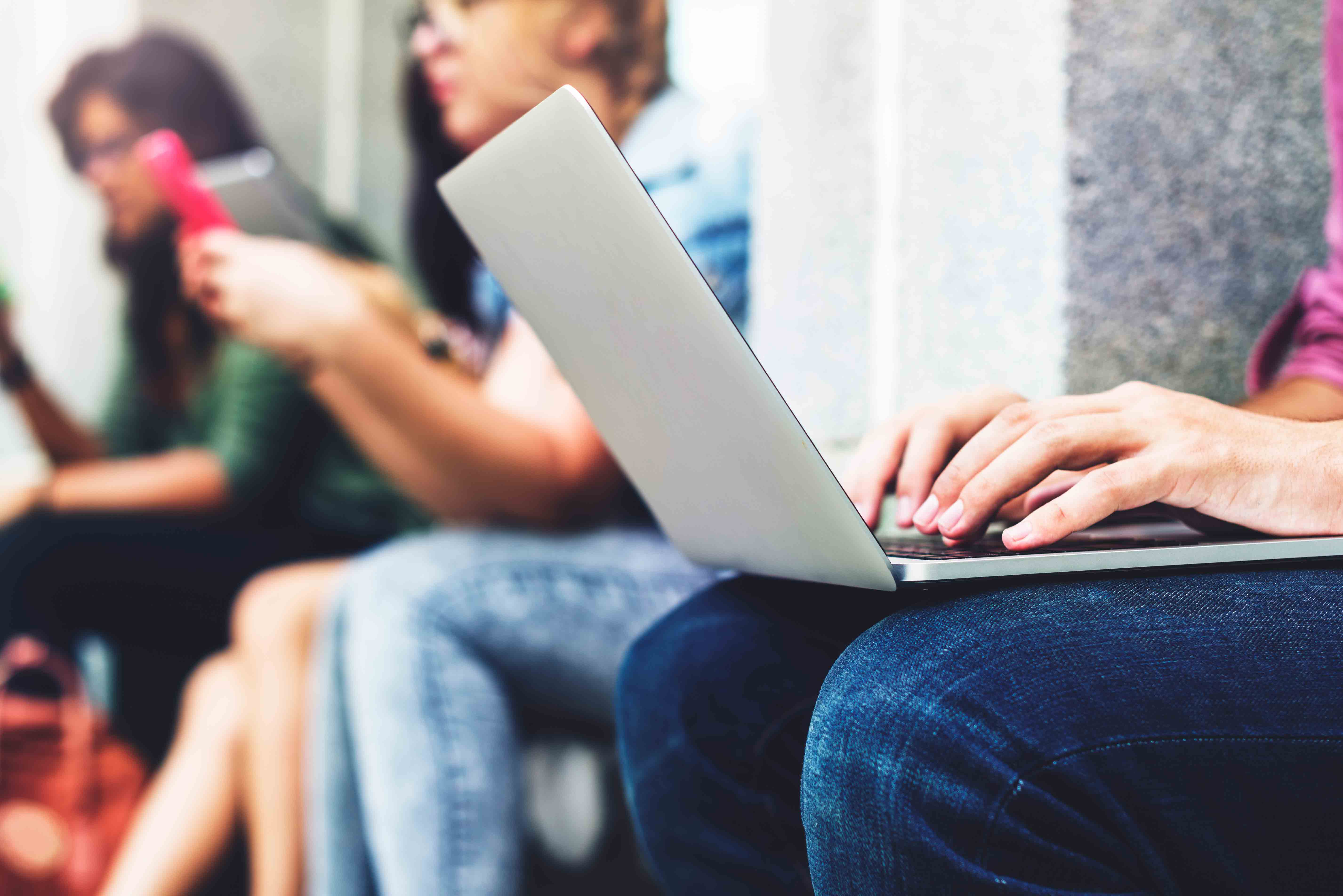 Cursos virtuales gratuitos para guatemaltecos
