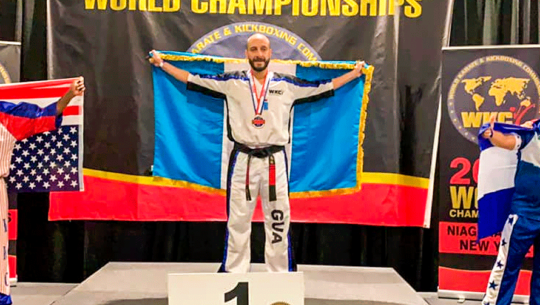 Edgar Córdova es nominado a mejor atleta senior 2019 por los Viewer's Choice Awards