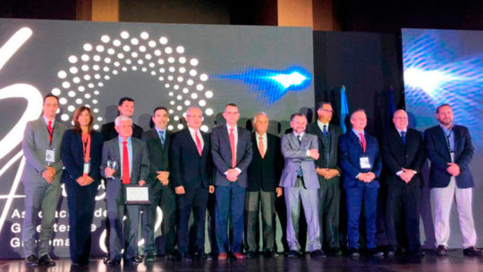 Ganadores del premio Gerente del Año 2020 en Guatemala