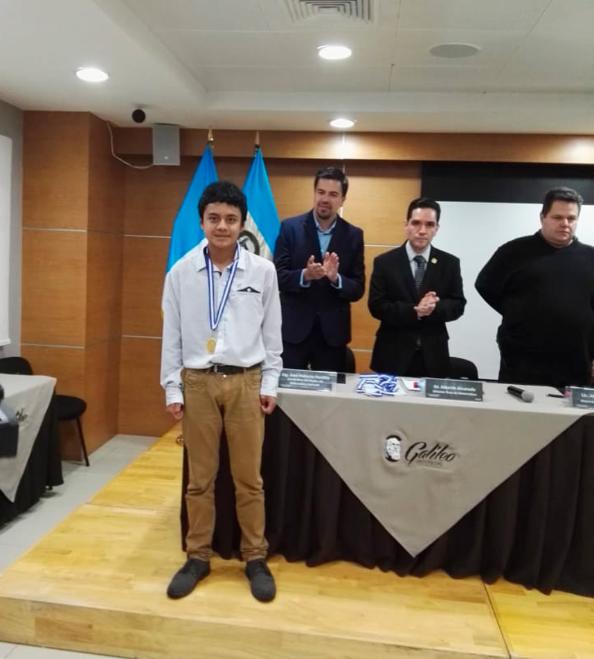Guatemalteco ganó medalla de oro en olimpiada en Argentina