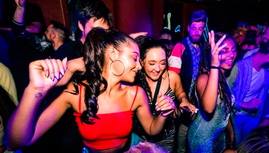 Santo Perreo: Fiesta de reguetón por el Día del Cariño
