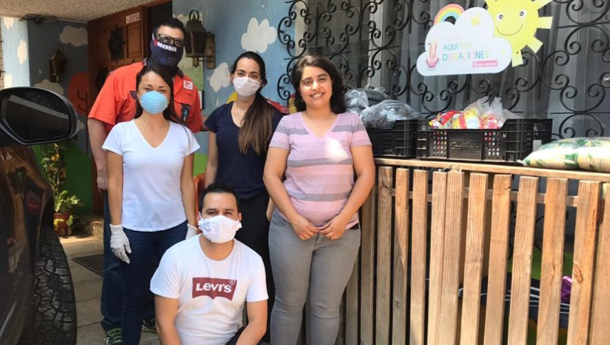COVID-19 Pan al Día es un movimiento que dona víveres a los comerciantes informales