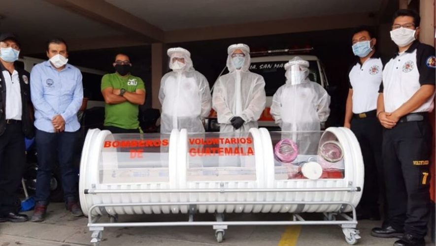 Donan cápsula aislante para pacientes con COVID-19 a Bomberos Voluntarios de San Marcos