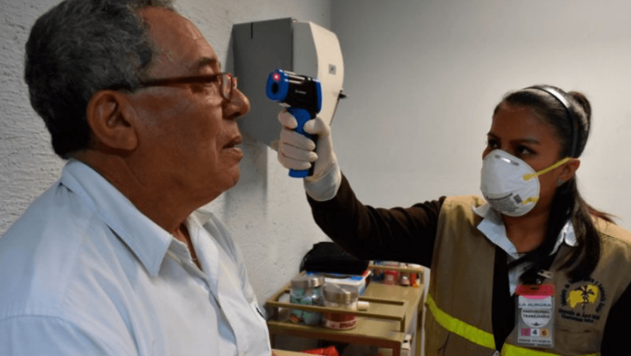 Fundesa donó el primero lote con más de 6 mil pruebas para detectar el COVID-19 en Guatemala