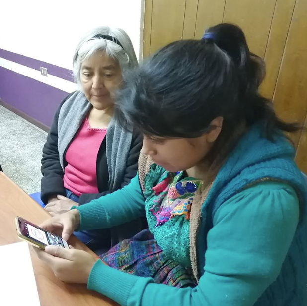 Guatemaltecas recibirán cursos en línea gratuitos
