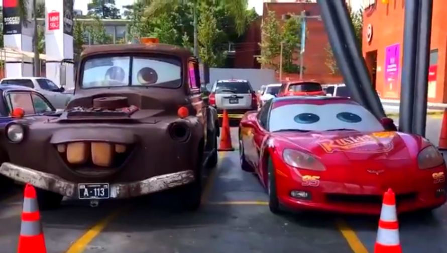 Memo Aponte, actor de doblaje de Disney, compartió un video de los personajes de Cars 