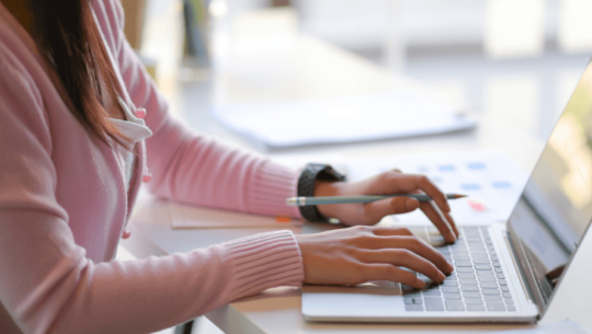 Tigo y Sheva habilitan cursos virtuales gratuitos para guatemaltecas en abril de 2020