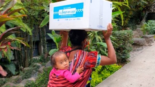 Amor en Caja, una iniciativa que dona alimentos básicos a guatemaltecos por el COVID-19