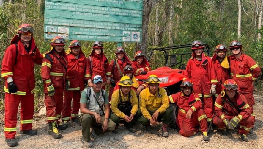 CADISA donó vehículo 4X4 a Bomberos Municipales de Ciudad de Guatemala