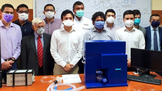 Grupo de profesionales guatemaltecos desarrollaron un prototipo de ventilador artificial.
