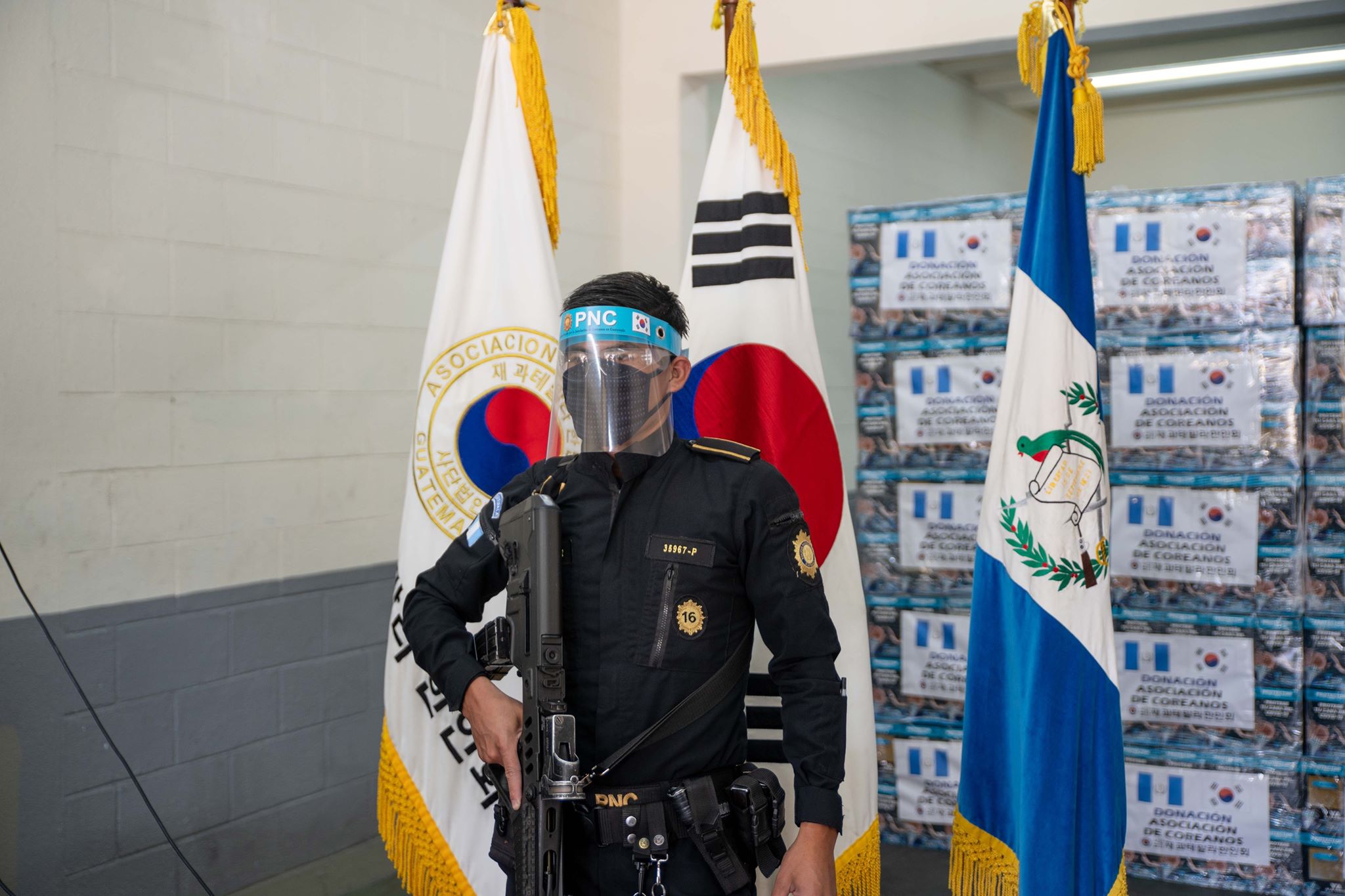 Donaron equipos de protección a PNC
