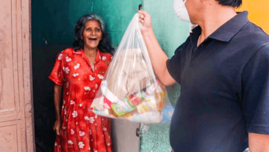 COVID-19_ Apoya desde tu hogar, iniciativa que busca donar víveres a adultos mayores