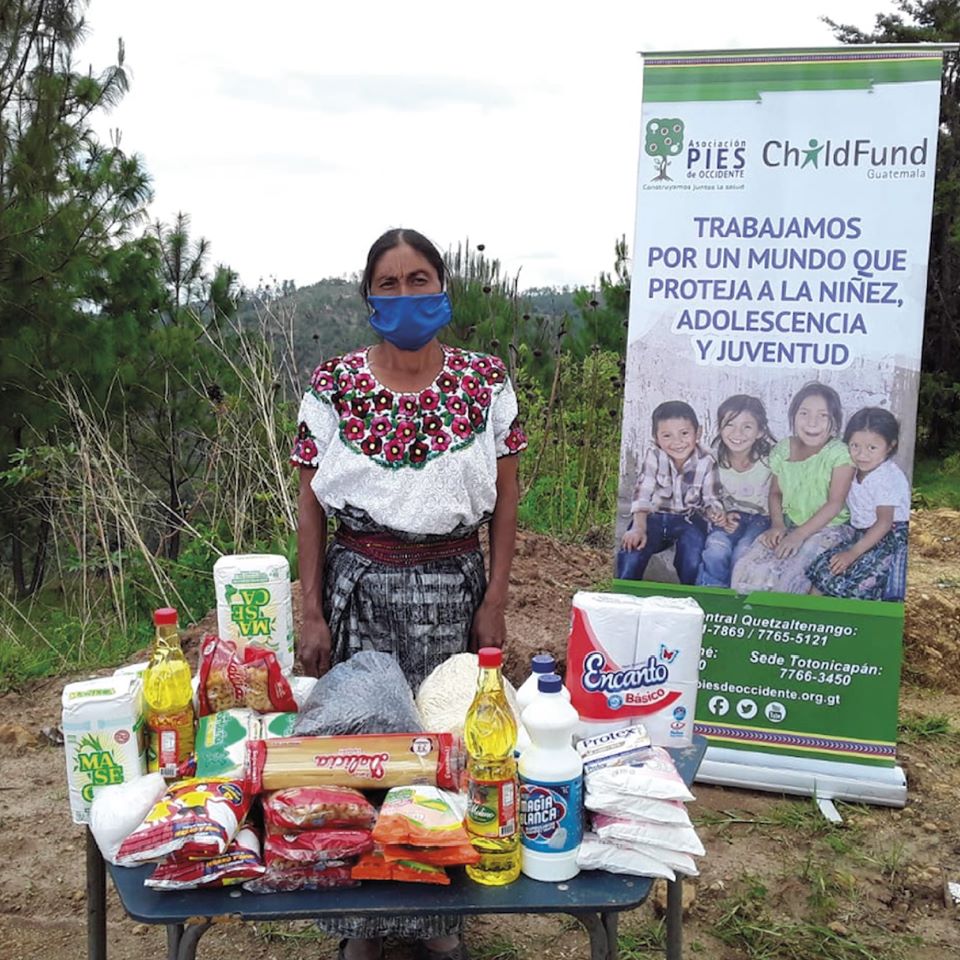 ChildFund Guatemala dona víveres a más de 2 mil familias de escasos recursos durante COVID-19 2020