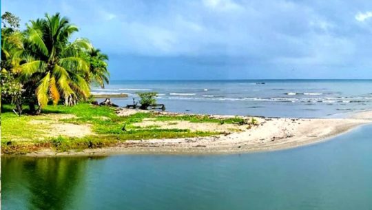 Las playas de Guatemala que colindan con el océano Atlántico