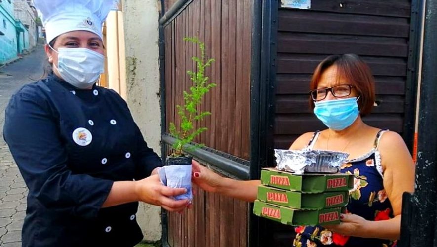 Esquina del Sabor regala un árbol por cada platillo a domicilio que pidas en Chimaltenango