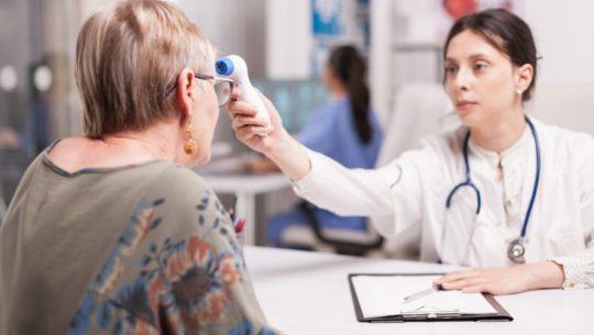 Lancasco invita a guatemaltecos a seguir visitando a sus médicos