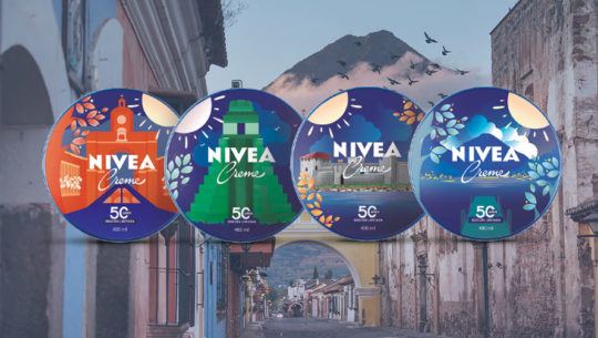 Nivea celebra sus 50 años en Guatemala con latas conmemorativas