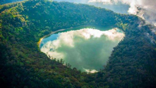 lagunas-que-estan-crateres-volcanes-guatemala