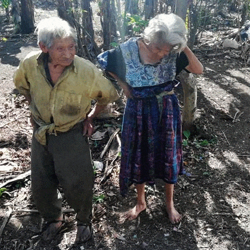 movimiento-se-feliz-guatemala-construyo-casa-pareja-abuelitos-alotenango-viveres-donacion