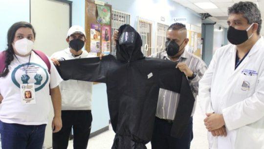 Médicos del Hospital General reciben donación de equipo de protección