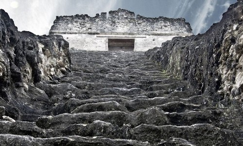 national-geographic-compartio-galeria-fotografica-retrata-belleza-guatemala-maynor-mijangos