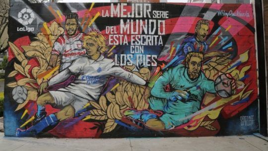 spaint-artista-guatemalteco-pinto-mural-la-liga-ciudad-guatemala-javier-españa