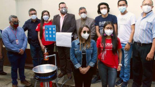 estudiantes-usac-entregaron-lavamanos-capalav-municipios-quiche