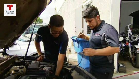 guatemaltecos-fueron-destacados-telemundo-emprender-negocio-houston-texas