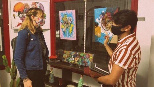 Yohan Juárez, el joven guatemalteco de 20 años que expone sus pinturas a España