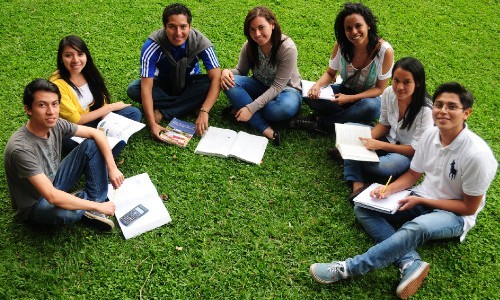 convocatoria-beca-completa-estudiar-psicologia-ufm-2021-requisitos-pasos-aplicar-fechas-pago